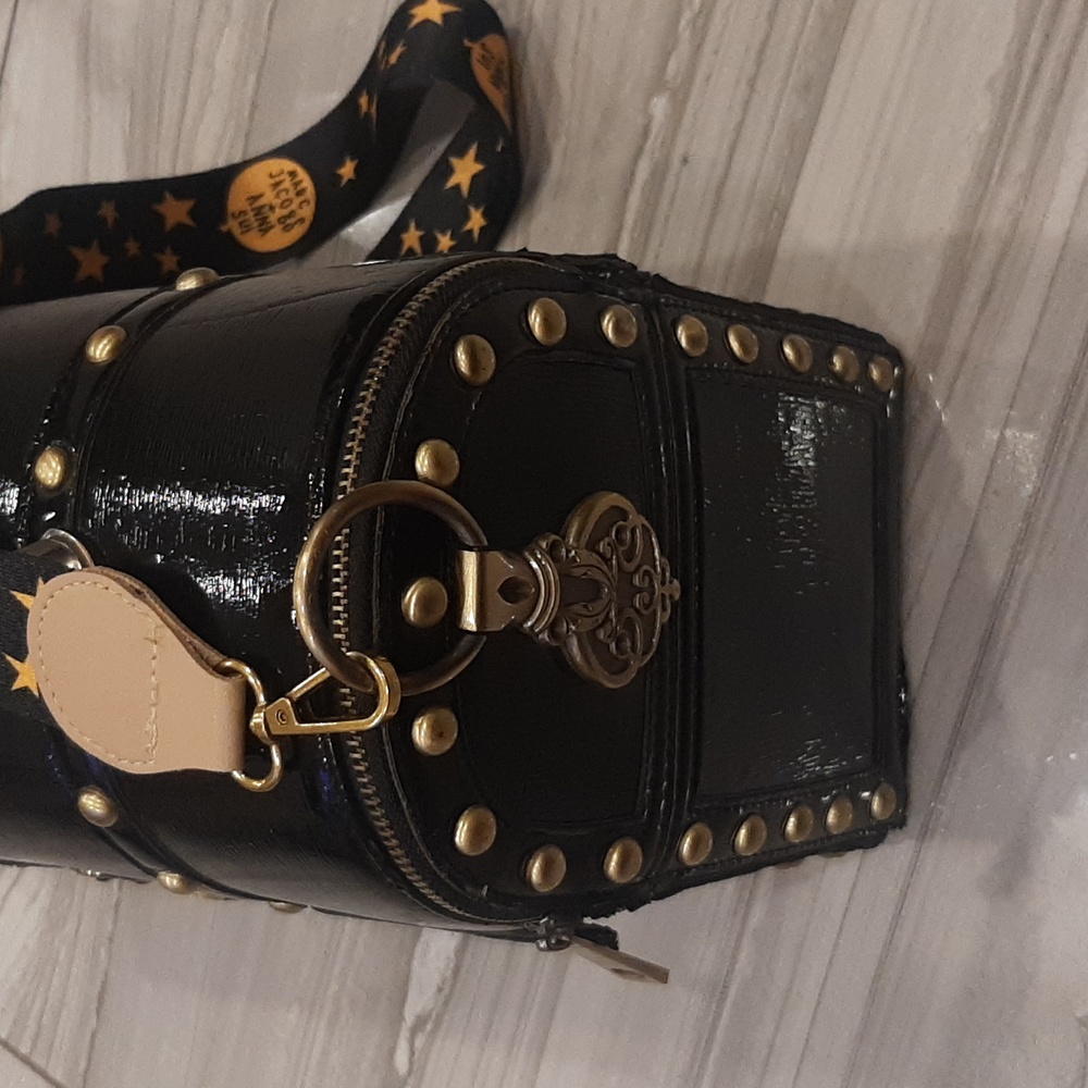 Bag - Picture 3 of 17